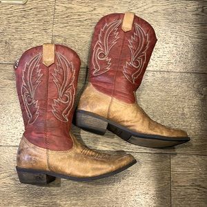 Slouchy comfortable cowgirl boots.